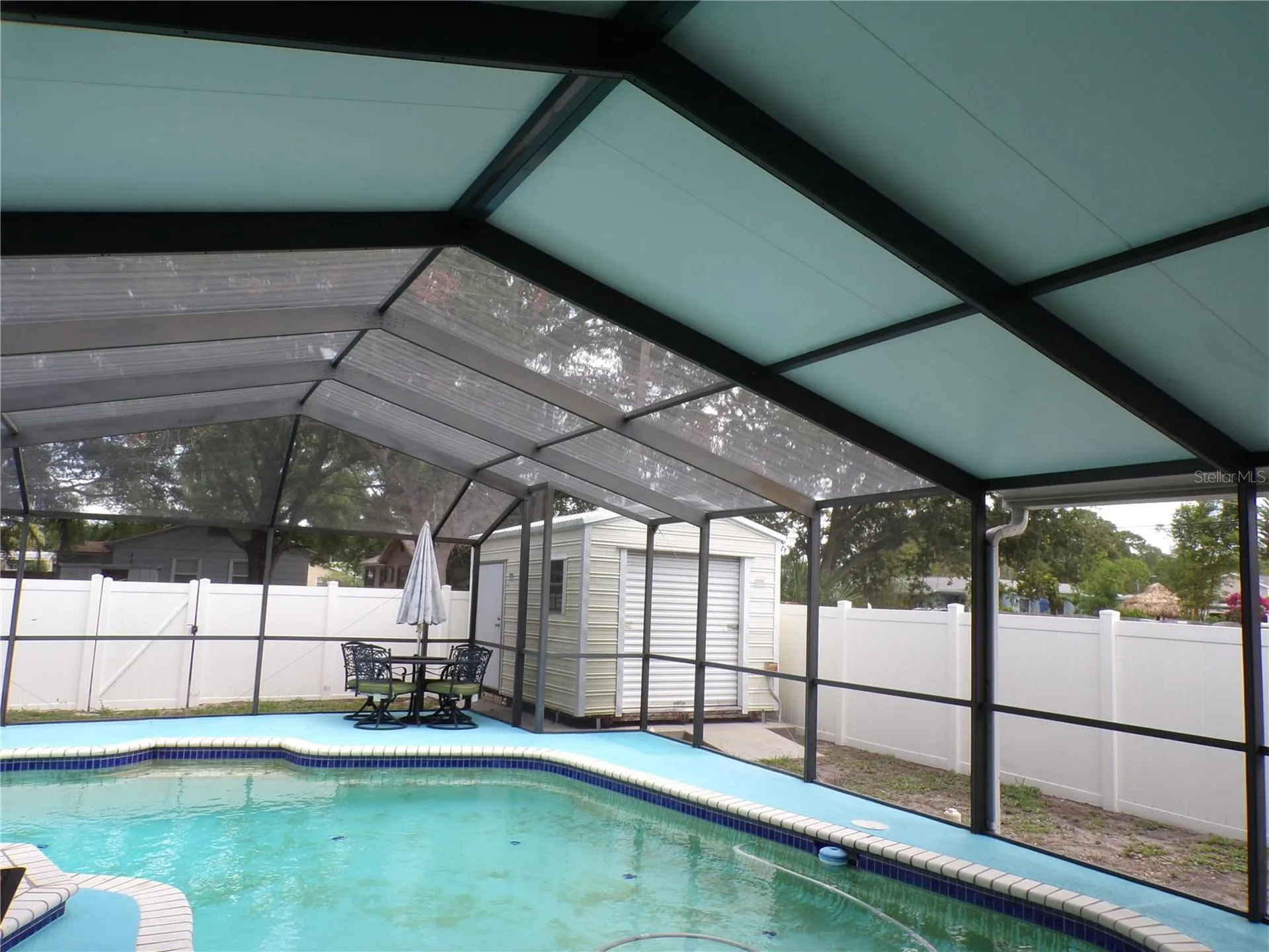 811 48th Avenue N St Petersburg FL 33703