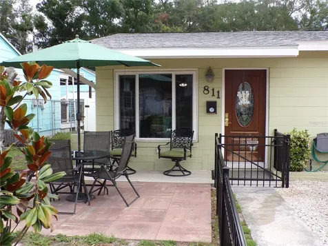 811 48th Avenue N St Petersburg FL 33703