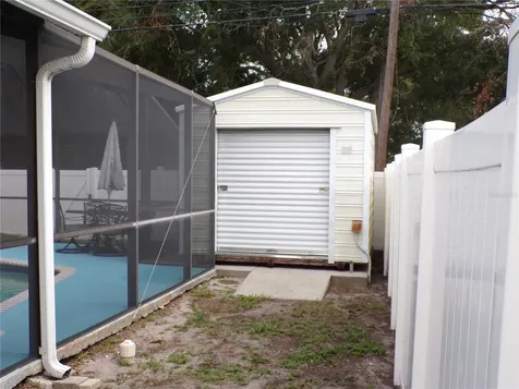 811 48th Avenue N St Petersburg FL 33703