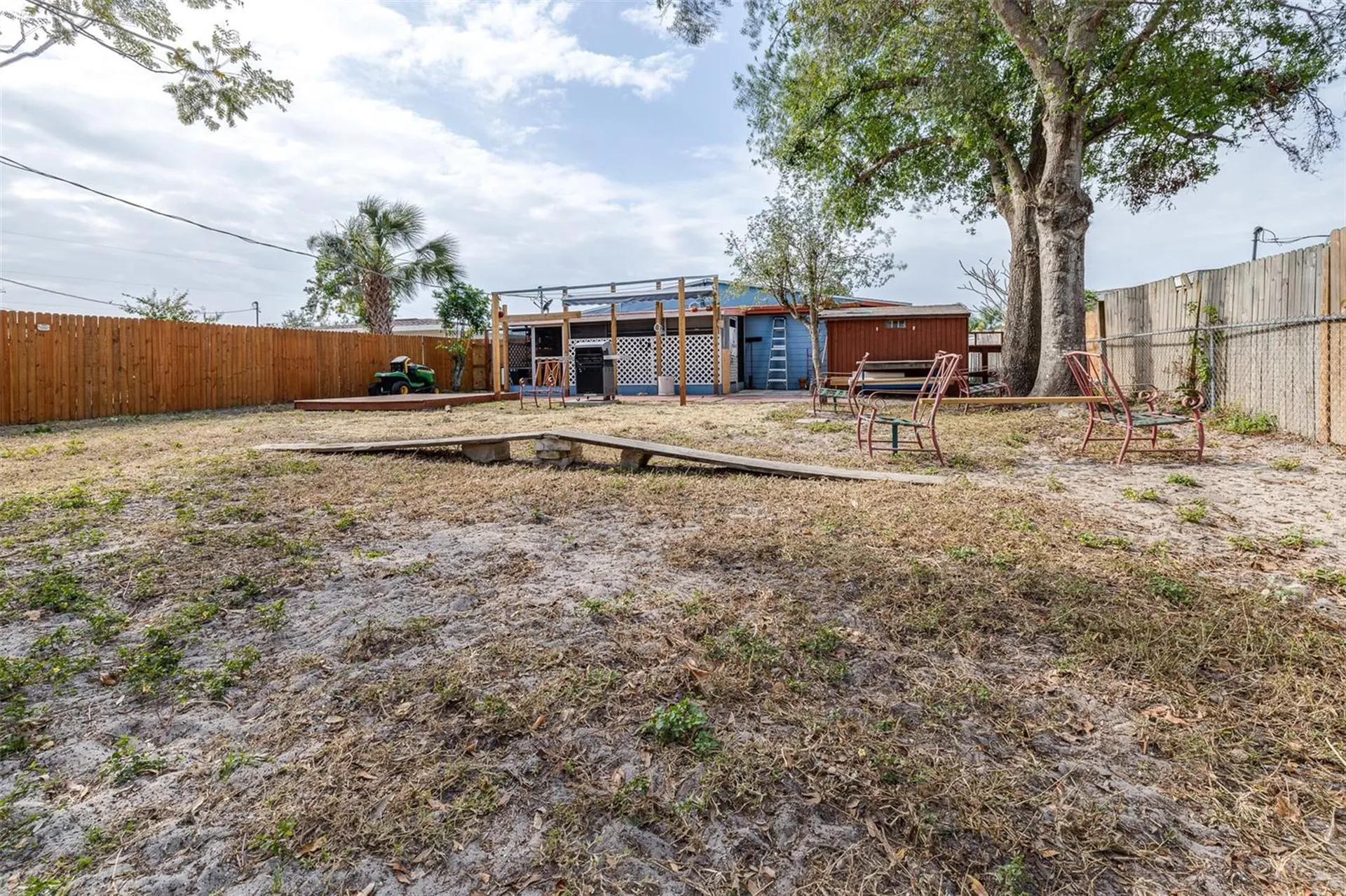 1907 27th Street W Bradenton FL 34205