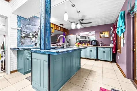 1907 27th Street W Bradenton FL 34205