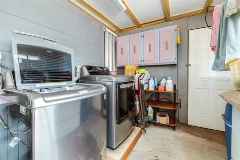 1907 27th Street W Bradenton FL 34205