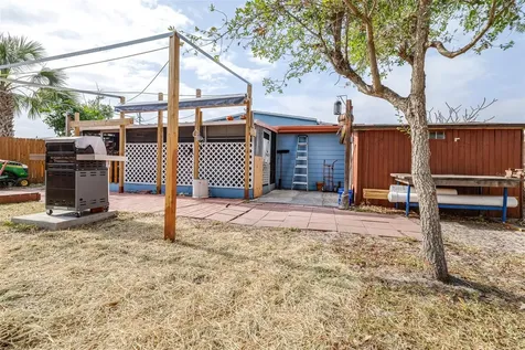 1907 27th Street W Bradenton FL 34205