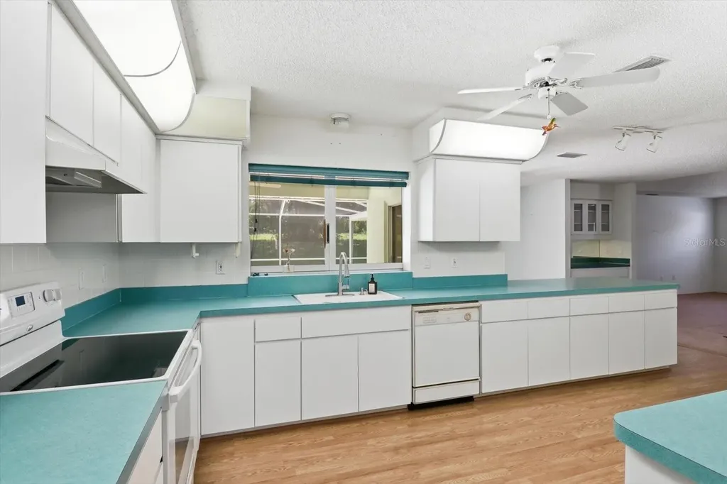1209 N Timucuan Trail Inverness FL 34453