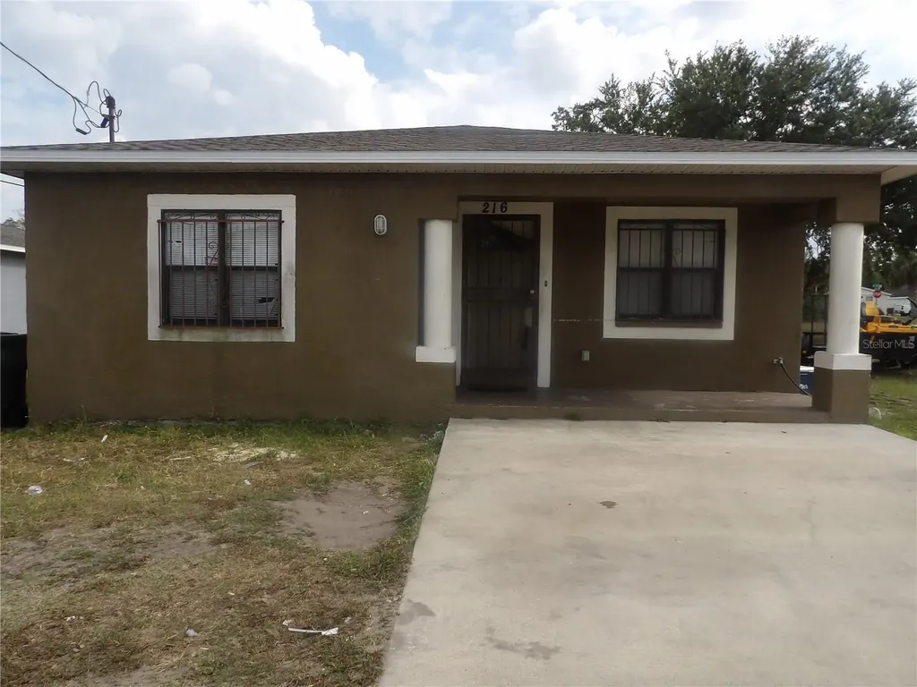 216 W 10th Street Lakeland FL 33805