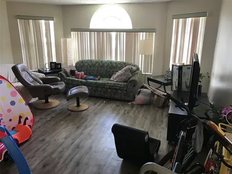 2468 Sweetwater Club Circle Kissimmee FL 34746