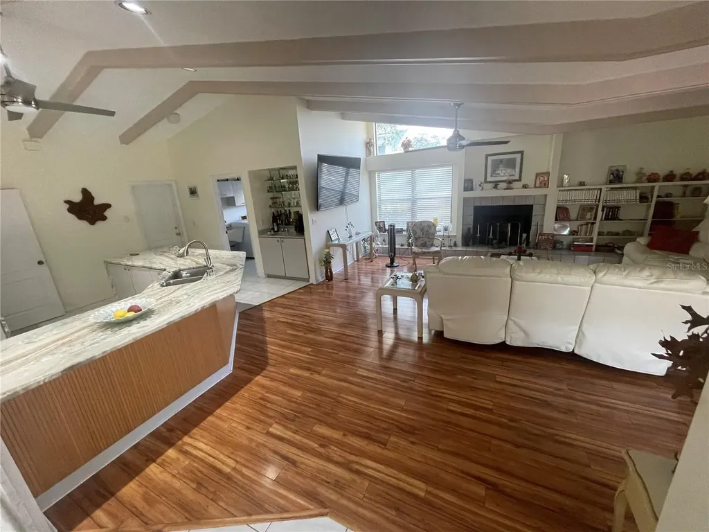 4696 Long Lake Drive Sarasota FL 34233