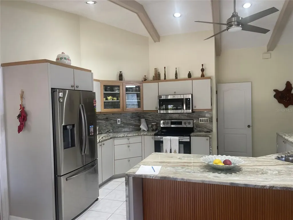 4696 Long Lake Drive Sarasota FL 34233