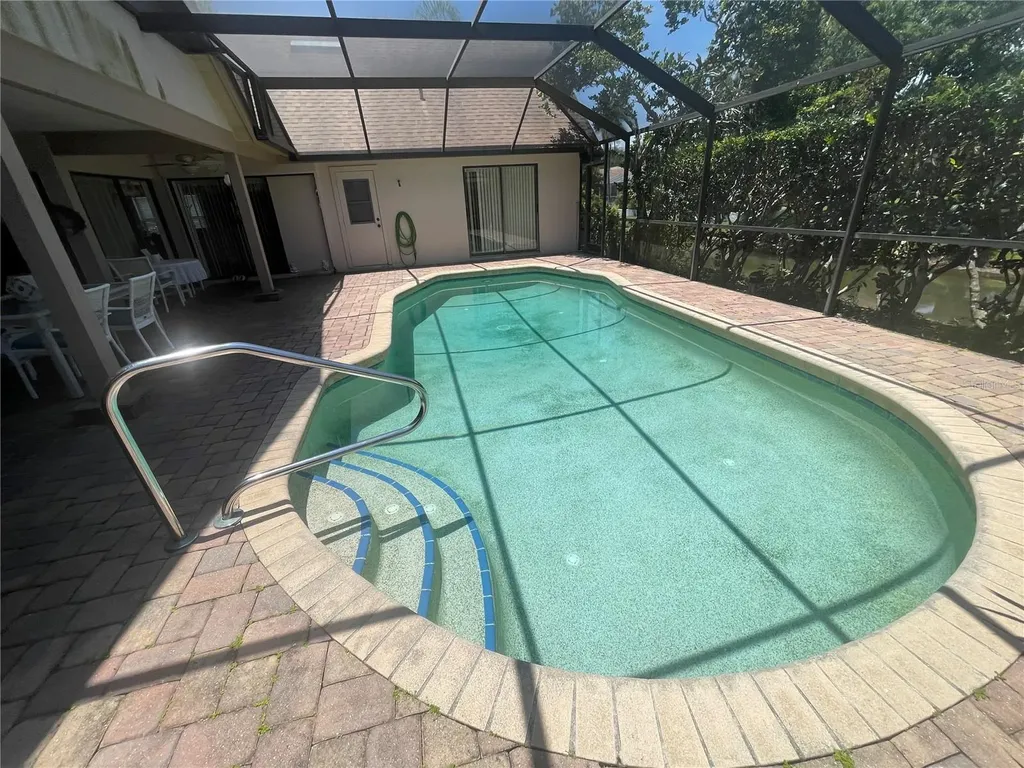 4696 Long Lake Drive Sarasota FL 34233