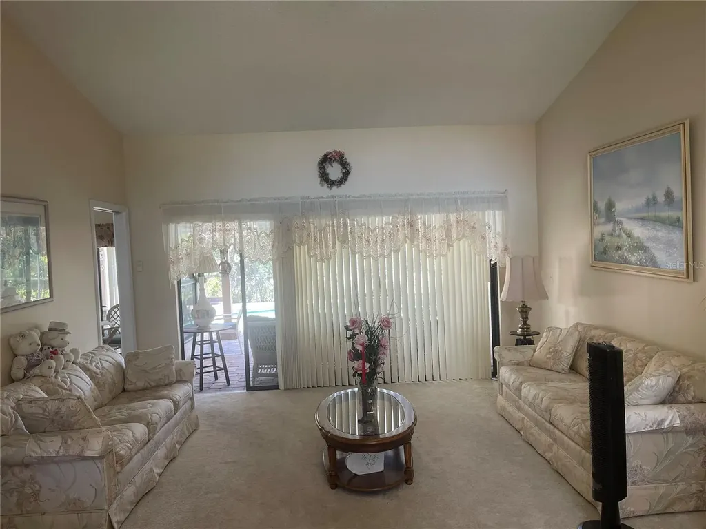4696 Long Lake Drive Sarasota FL 34233