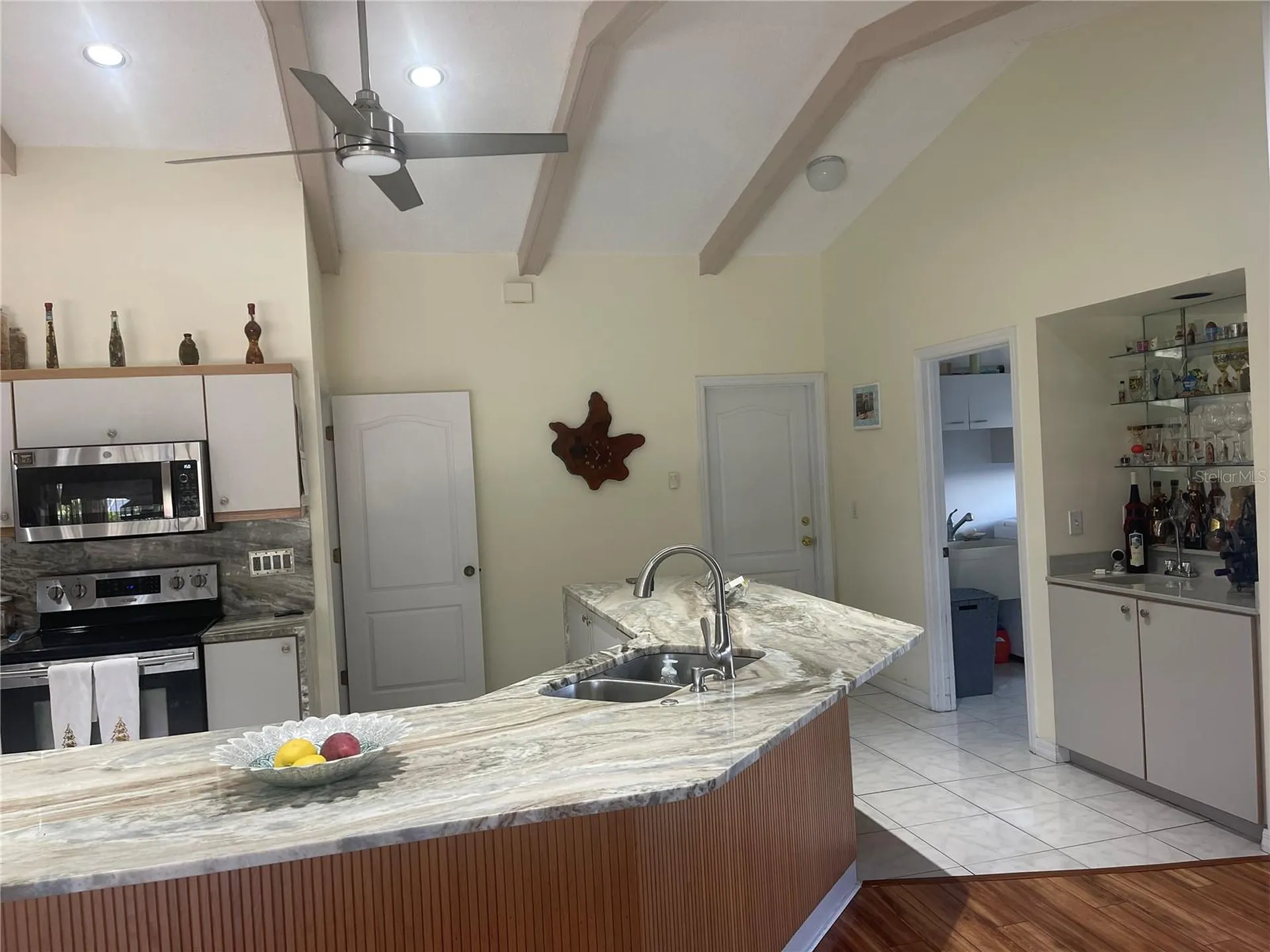 4696 Long Lake Drive Sarasota FL 34233