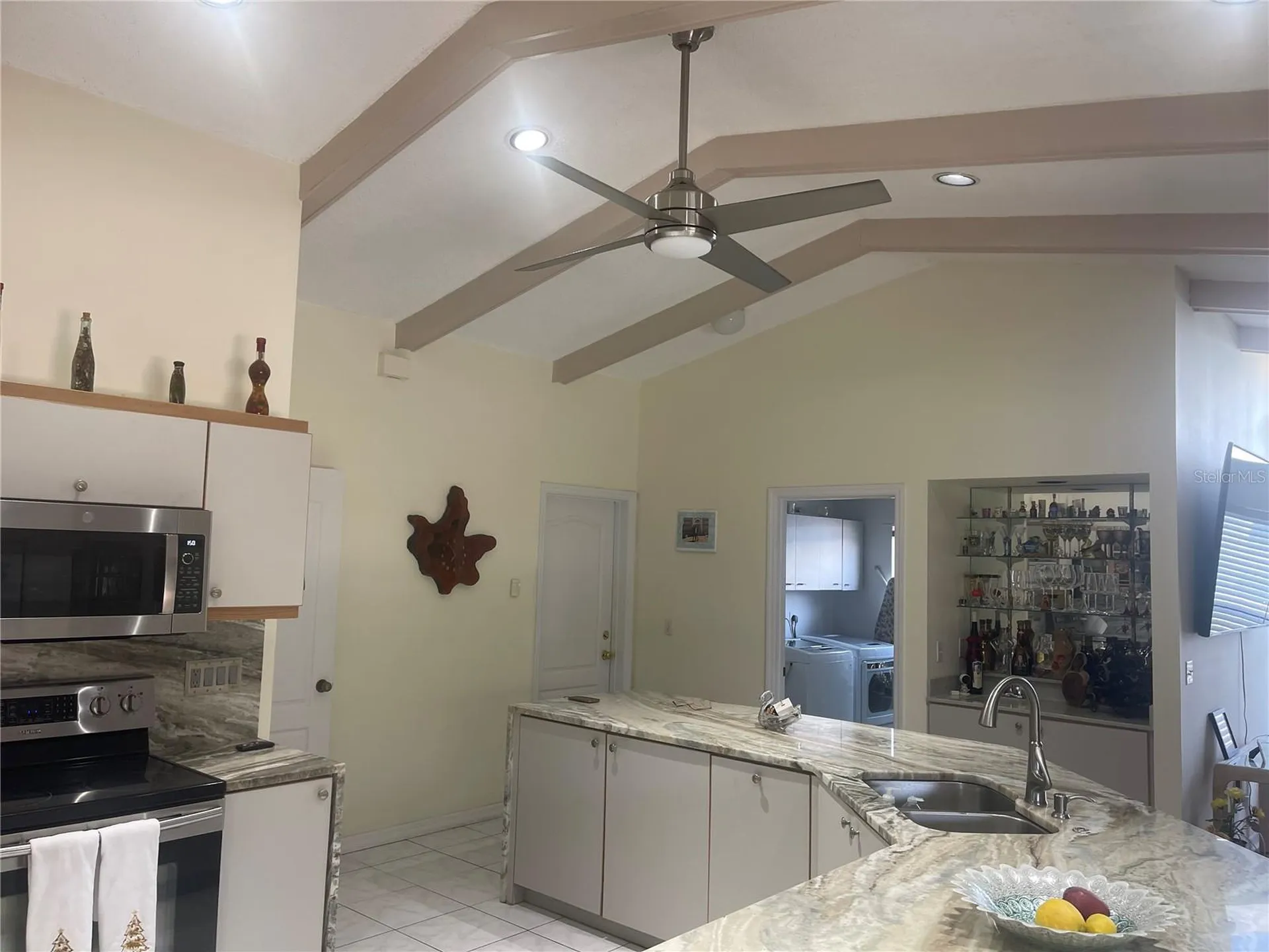 4696 Long Lake Drive Sarasota FL 34233
