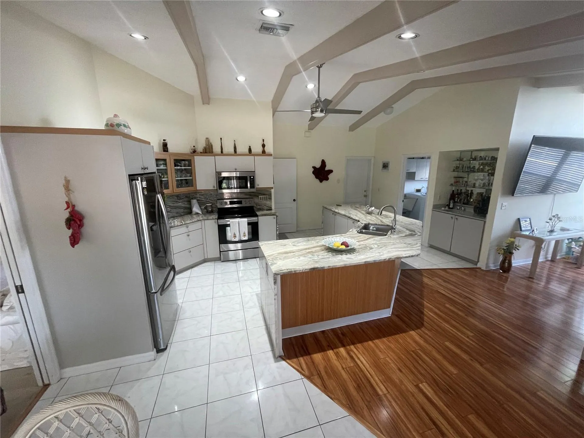4696 Long Lake Drive Sarasota FL 34233