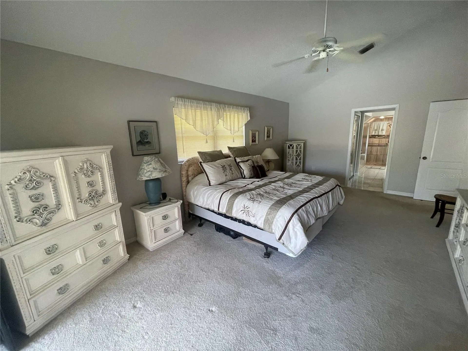 4696 Long Lake Drive Sarasota FL 34233