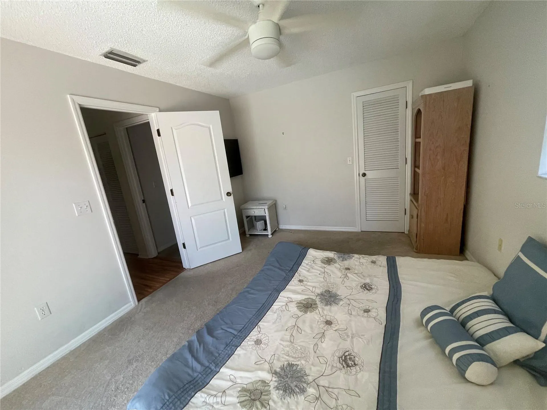 4696 Long Lake Drive Sarasota FL 34233