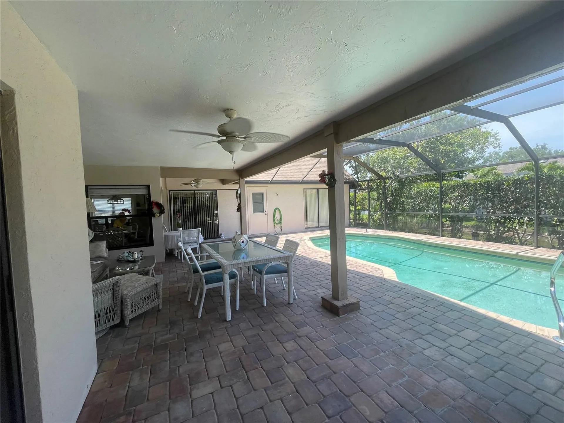 4696 Long Lake Drive Sarasota FL 34233