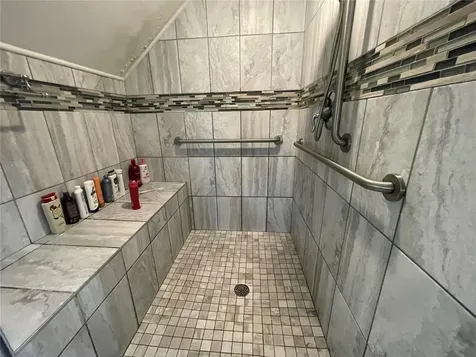 4696 Long Lake Drive Sarasota FL 34233