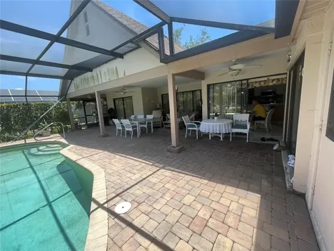 4696 Long Lake Drive Sarasota FL 34233