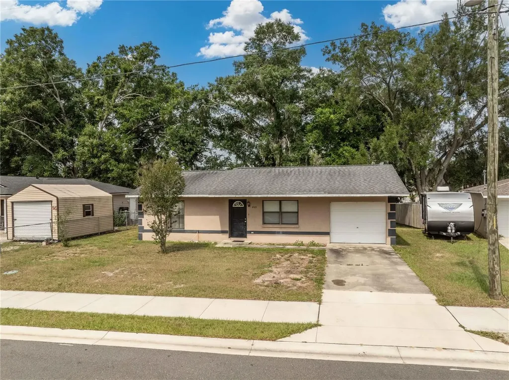 805 Pleasantdale Drive Wildwood FL 34785