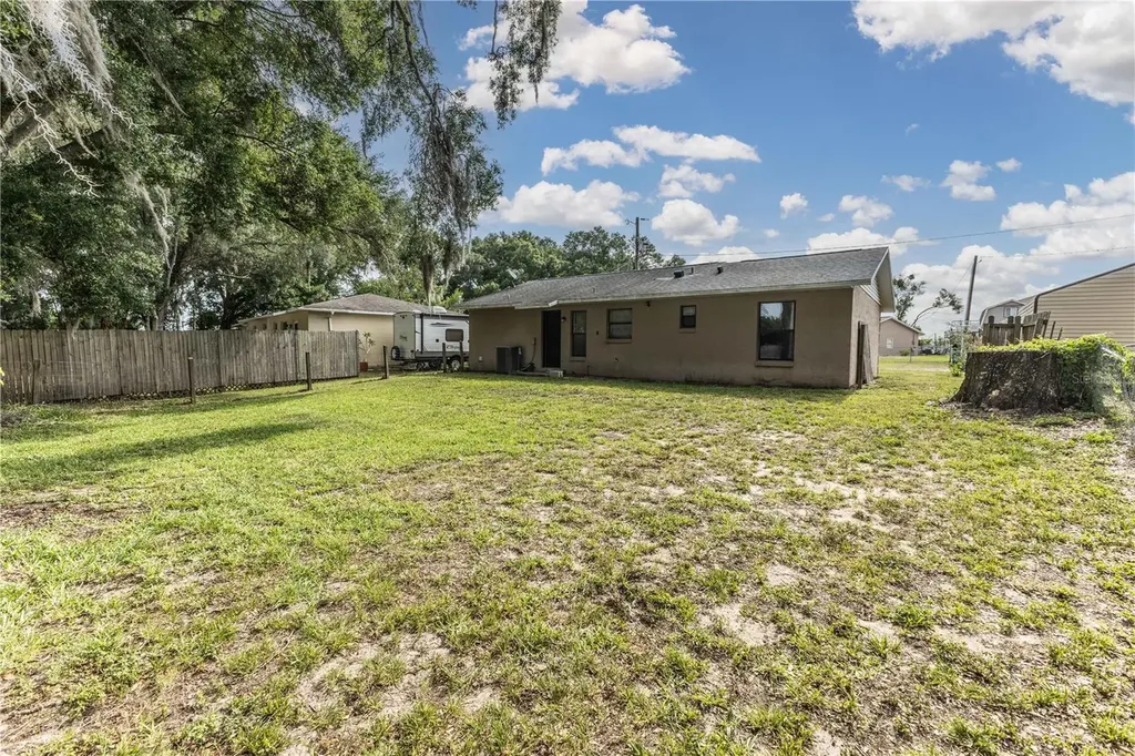 805 Pleasantdale Drive Wildwood FL 34785