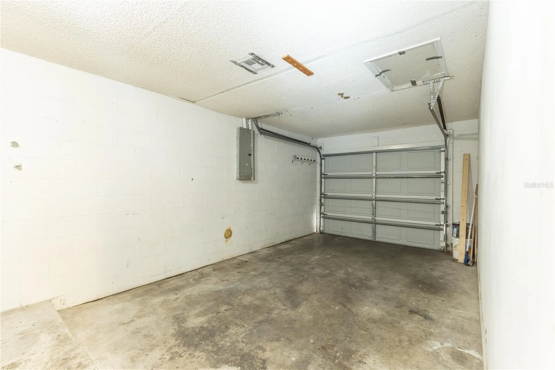 805 Pleasantdale Drive Wildwood FL 34785