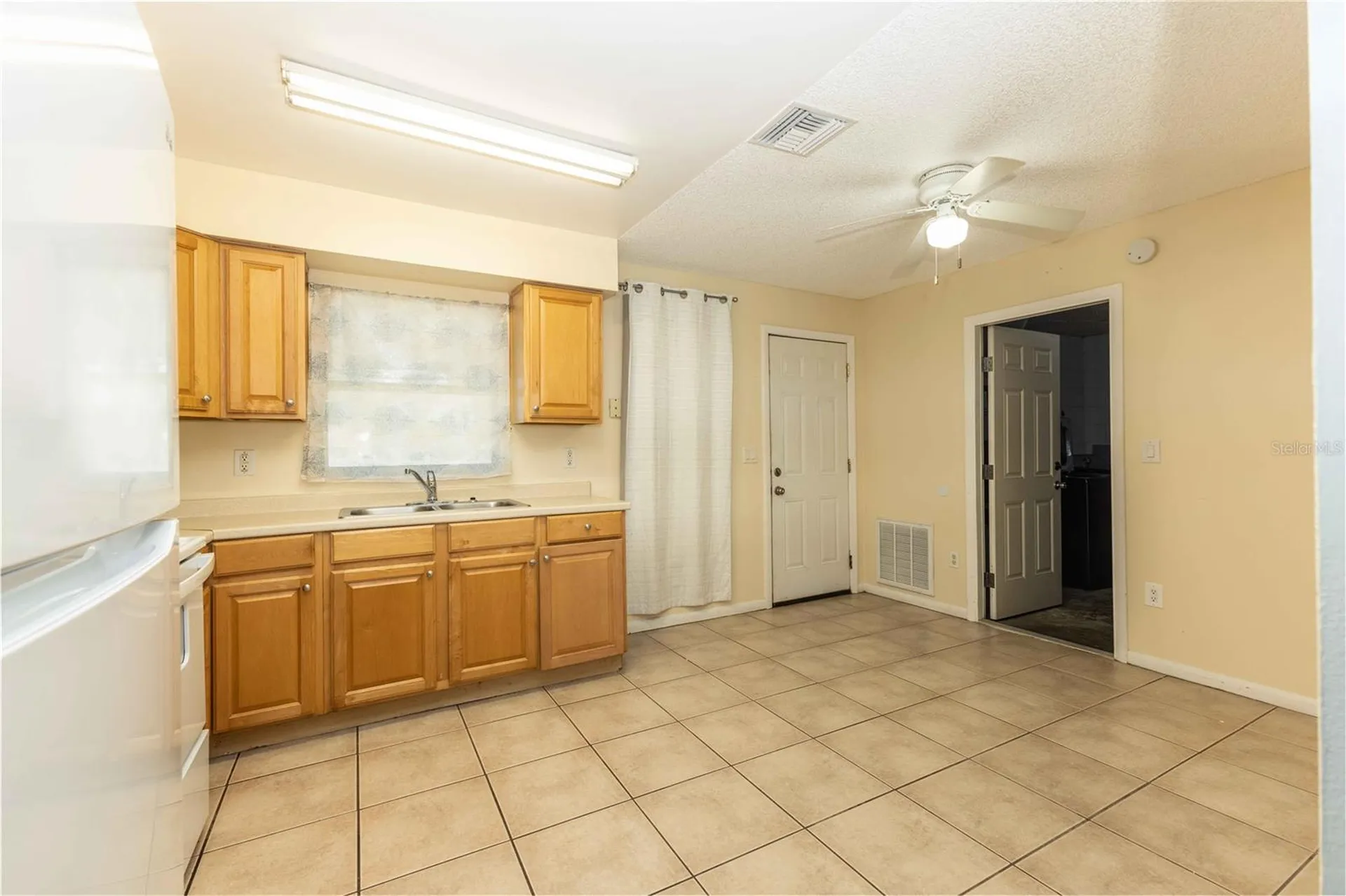 805 Pleasantdale Drive Wildwood FL 34785
