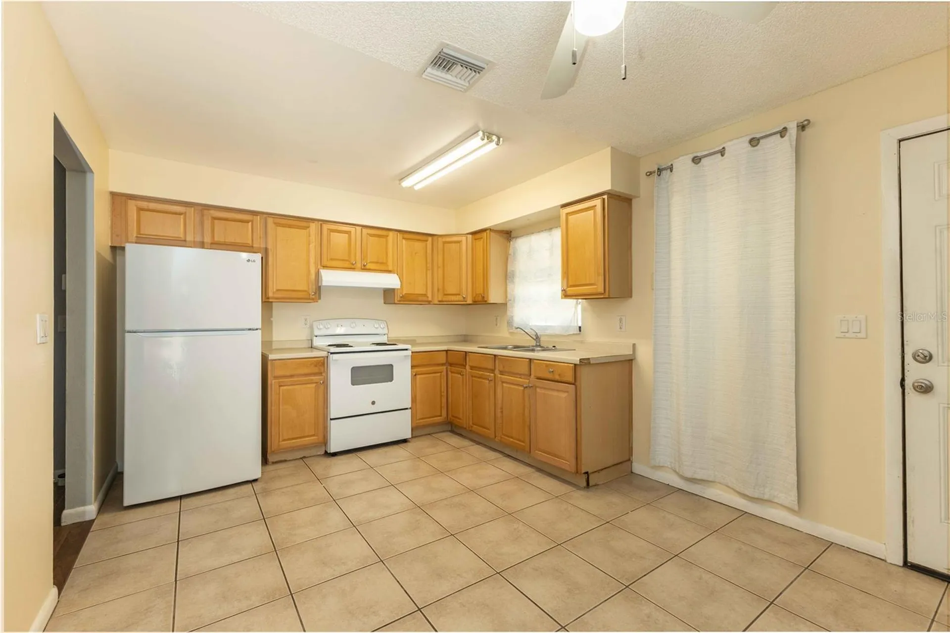 805 Pleasantdale Drive Wildwood FL 34785