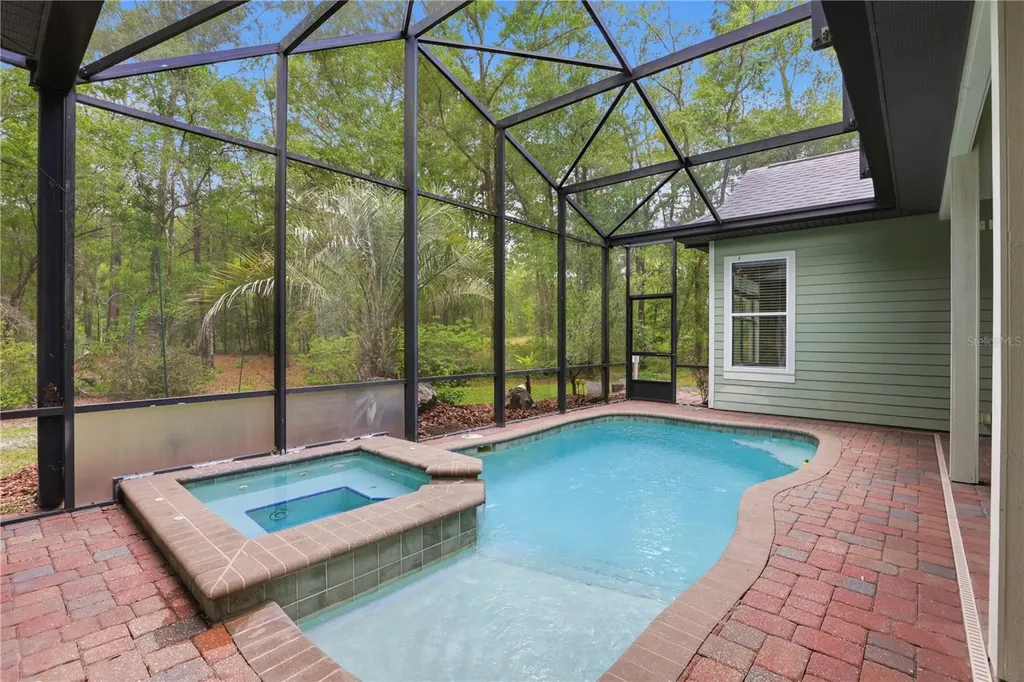 8963 SW 80th Avenue Gainesville FL 32608