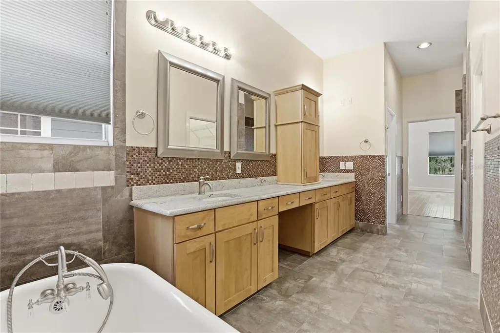 8963 SW 80th Avenue Gainesville FL 32608