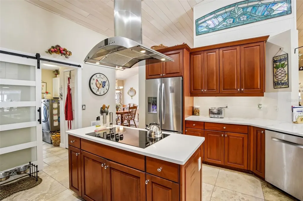 213 N Brockfield Drive Sun City Center FL 33573