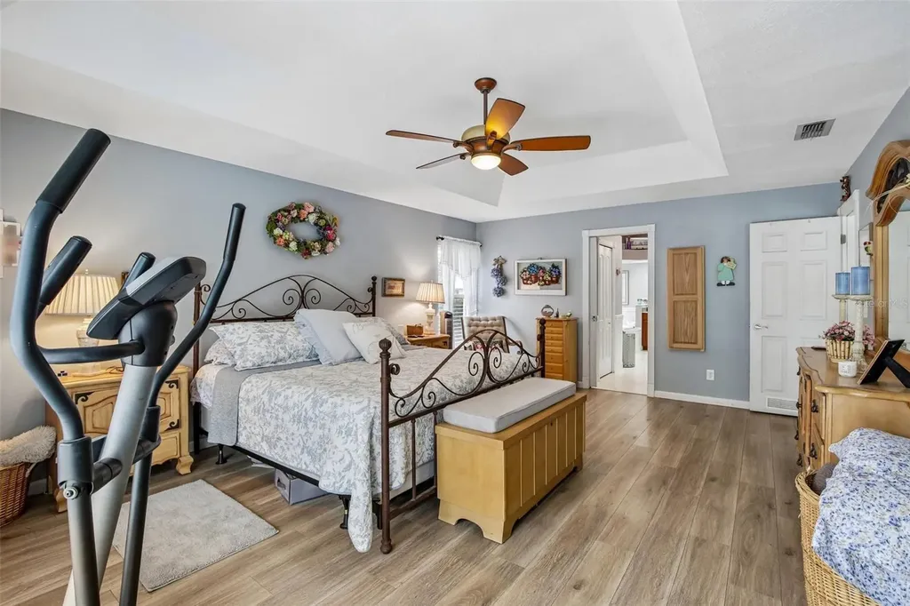 213 N Brockfield Drive Sun City Center FL 33573