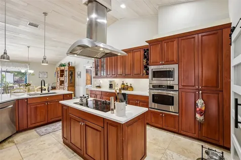 213 N Brockfield Drive Sun City Center FL 33573