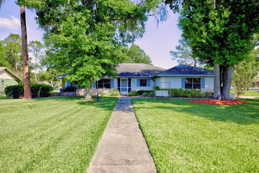3601 Divot Road Sebring FL 33872