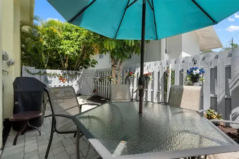 6703 Midnight Pass Road Sarasota FL 34242