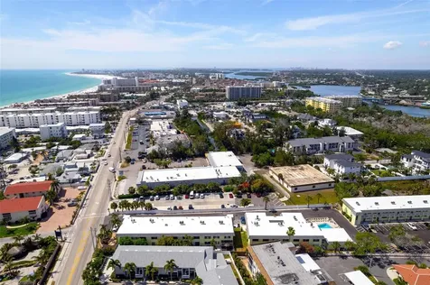 6703 Midnight Pass Road Sarasota FL 34242