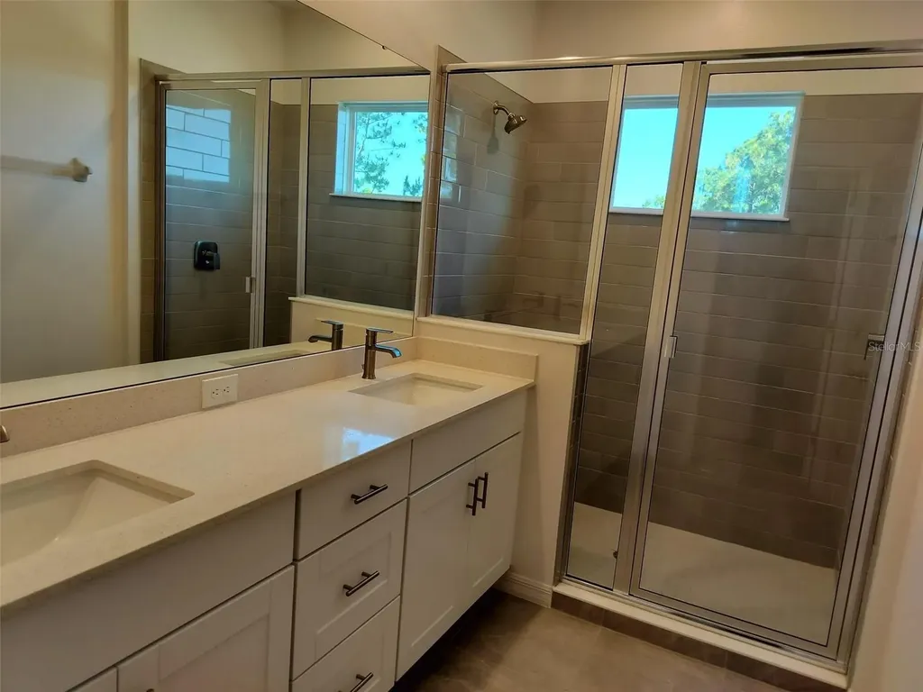 1358 Kings Crown Street Mount Dora FL 32757