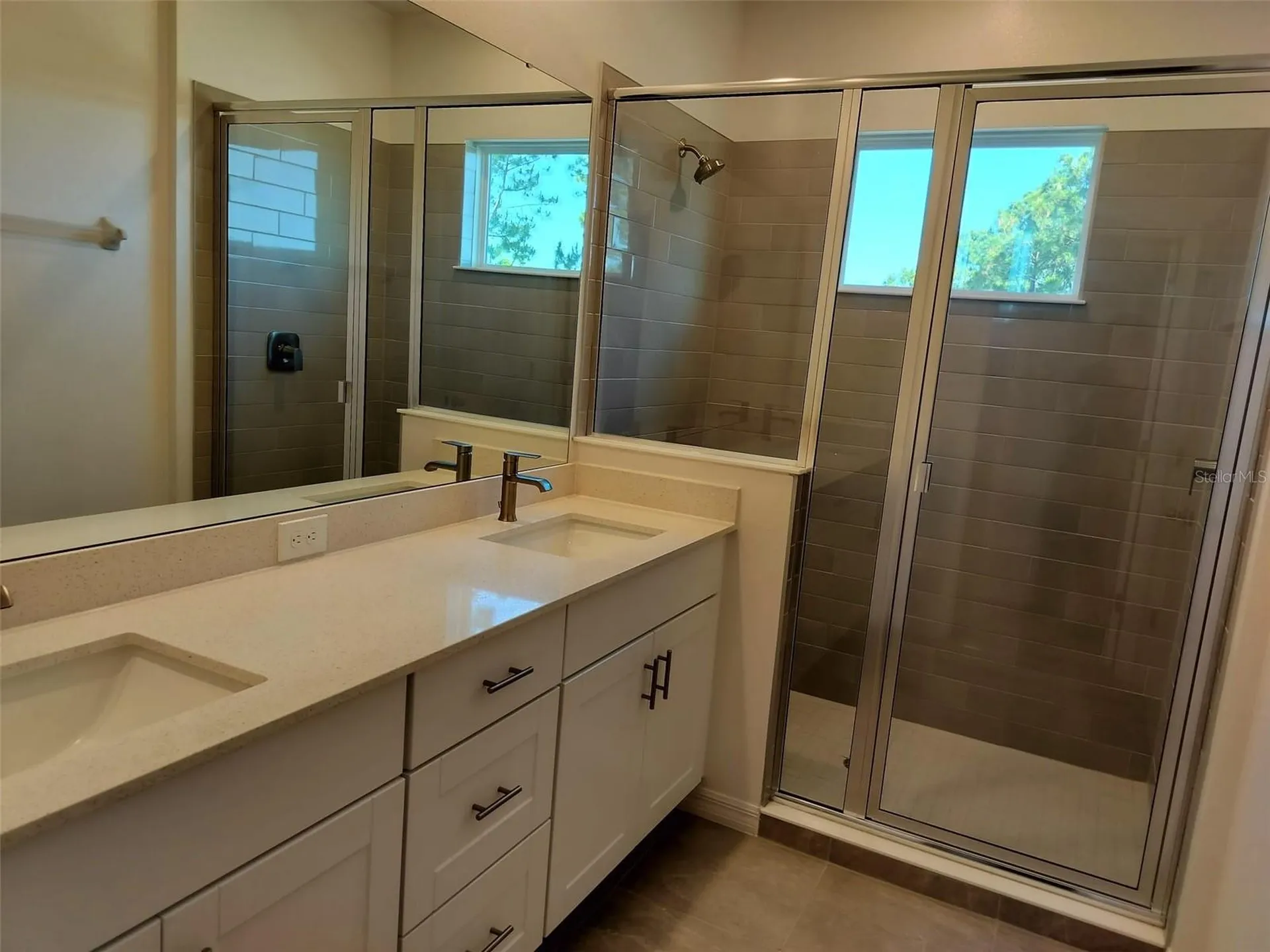 1358 Kings Crown Street Mount Dora FL 32757