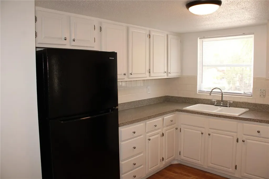 2423 60th Avenue W Bradenton FL 34207