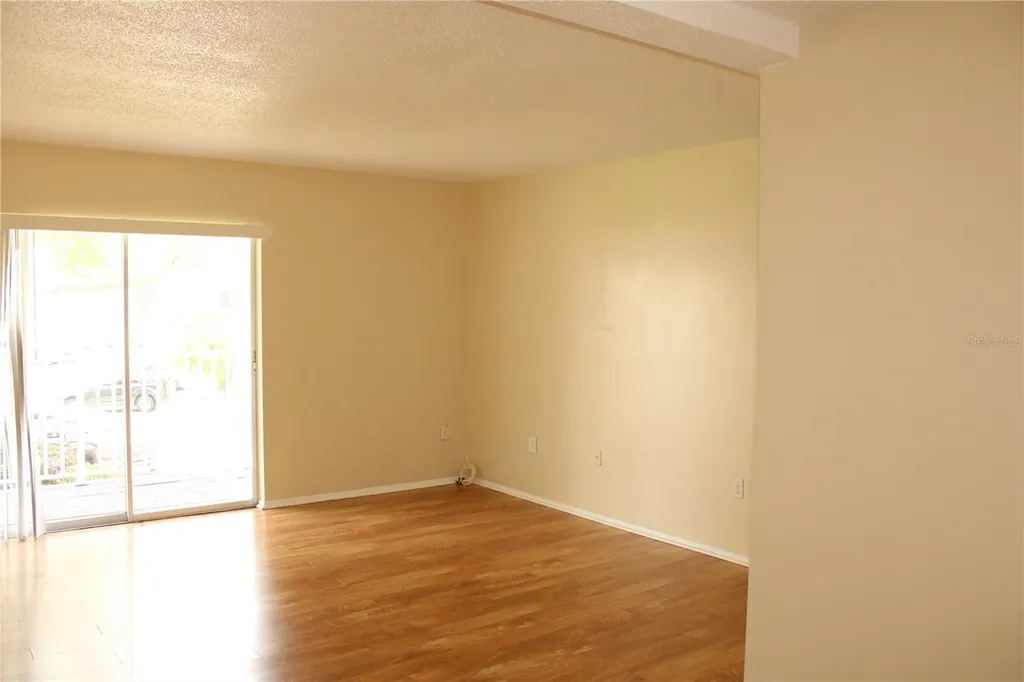 2423 60th Avenue W Bradenton FL 34207