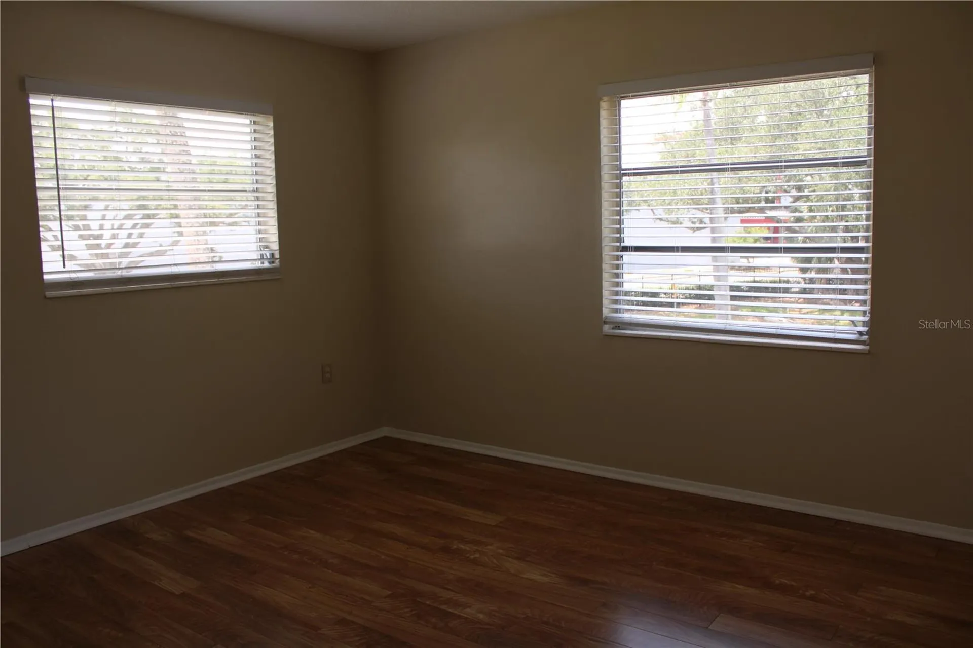 2423 60th Avenue W Bradenton FL 34207