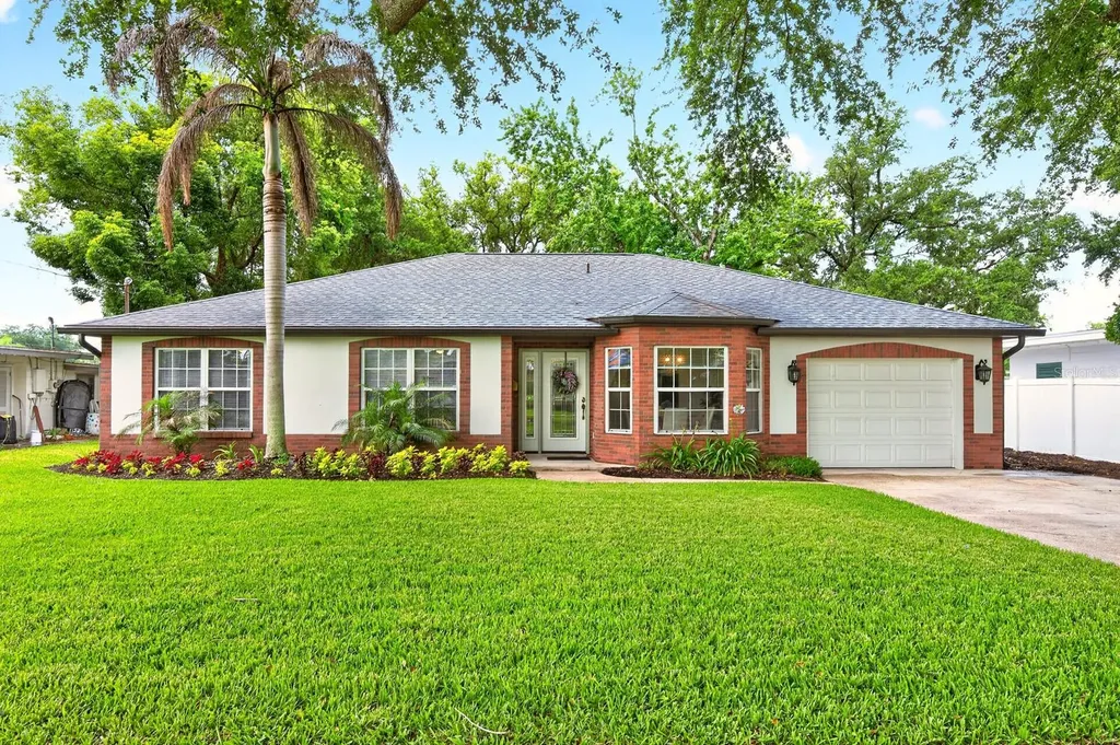 2706 Hargill Drive Orlando FL 32806