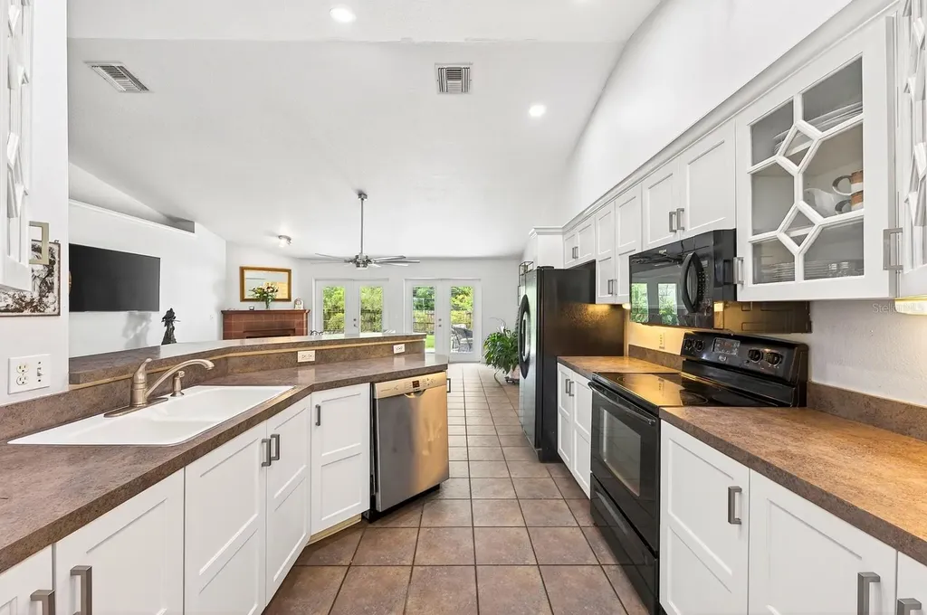 2706 Hargill Drive Orlando FL 32806