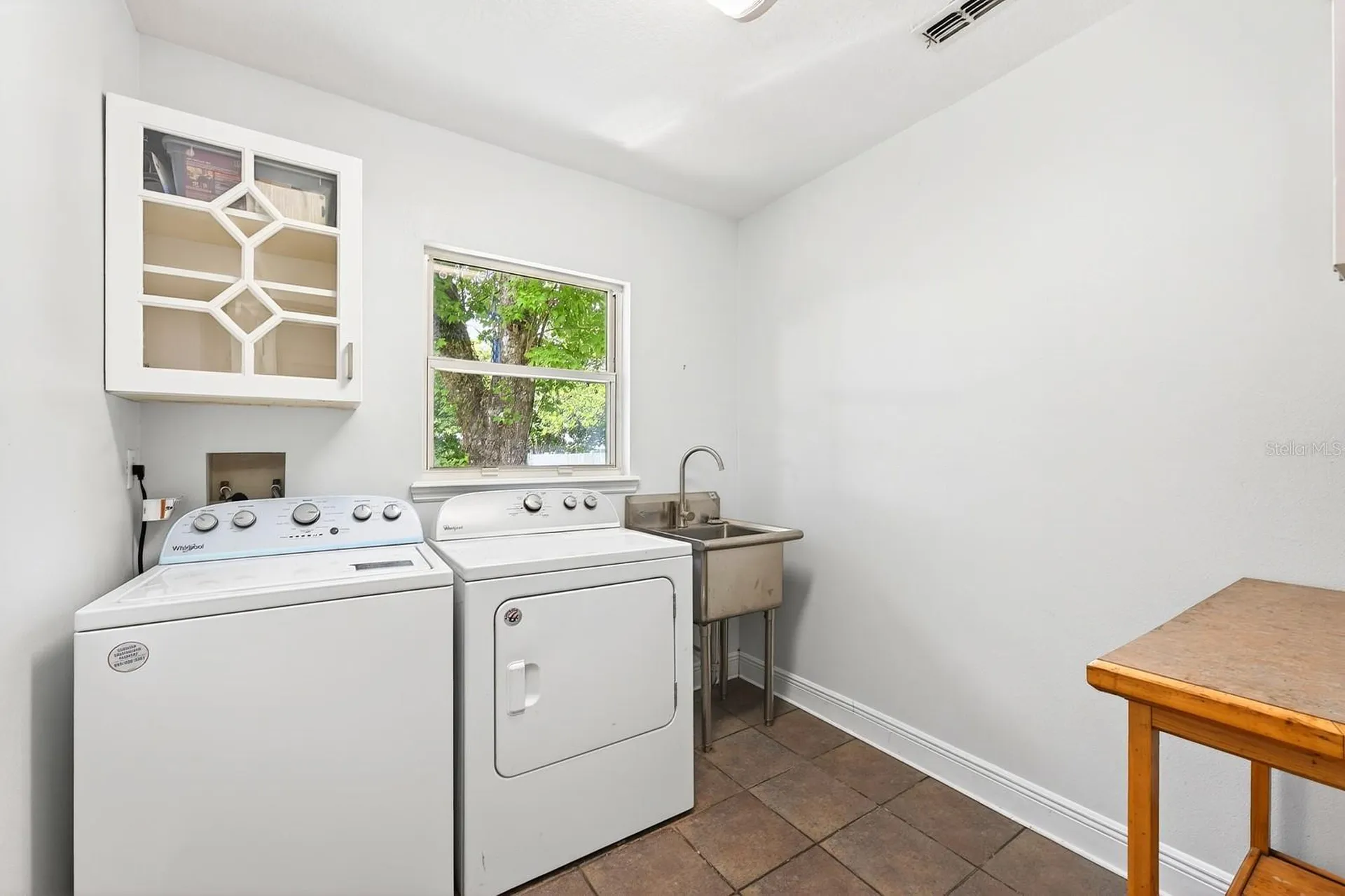 2706 Hargill Drive Orlando FL 32806