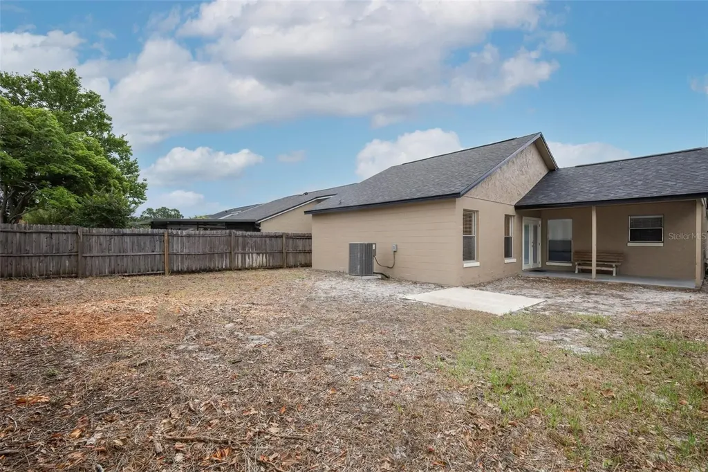 1016 Gwyn Circle Oviedo FL 32765