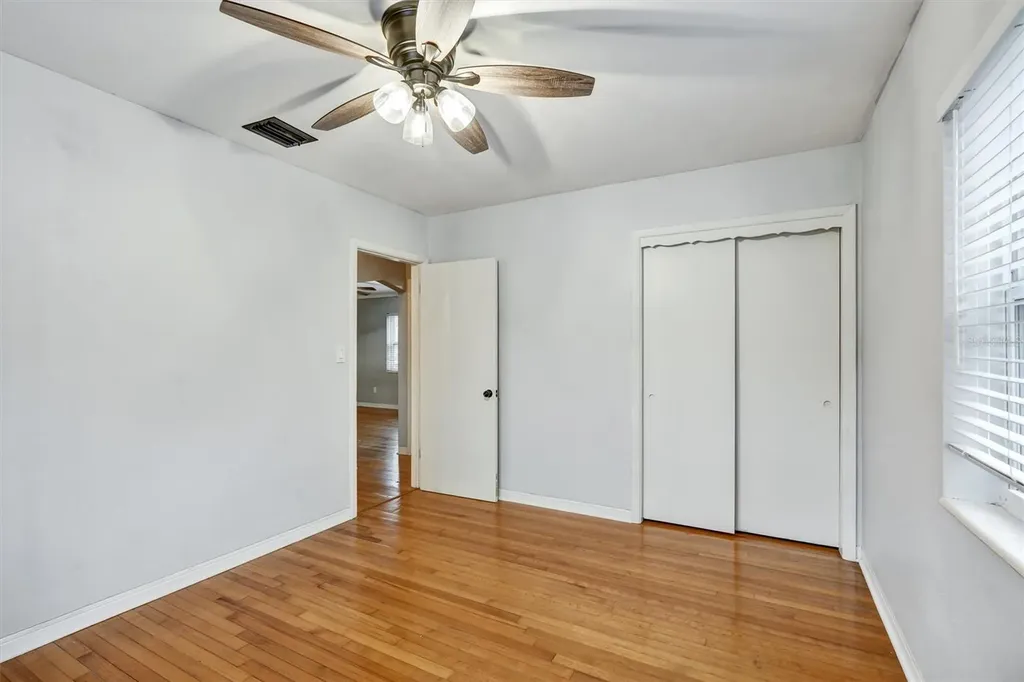 2435 York Street N St Petersburg FL 33710
