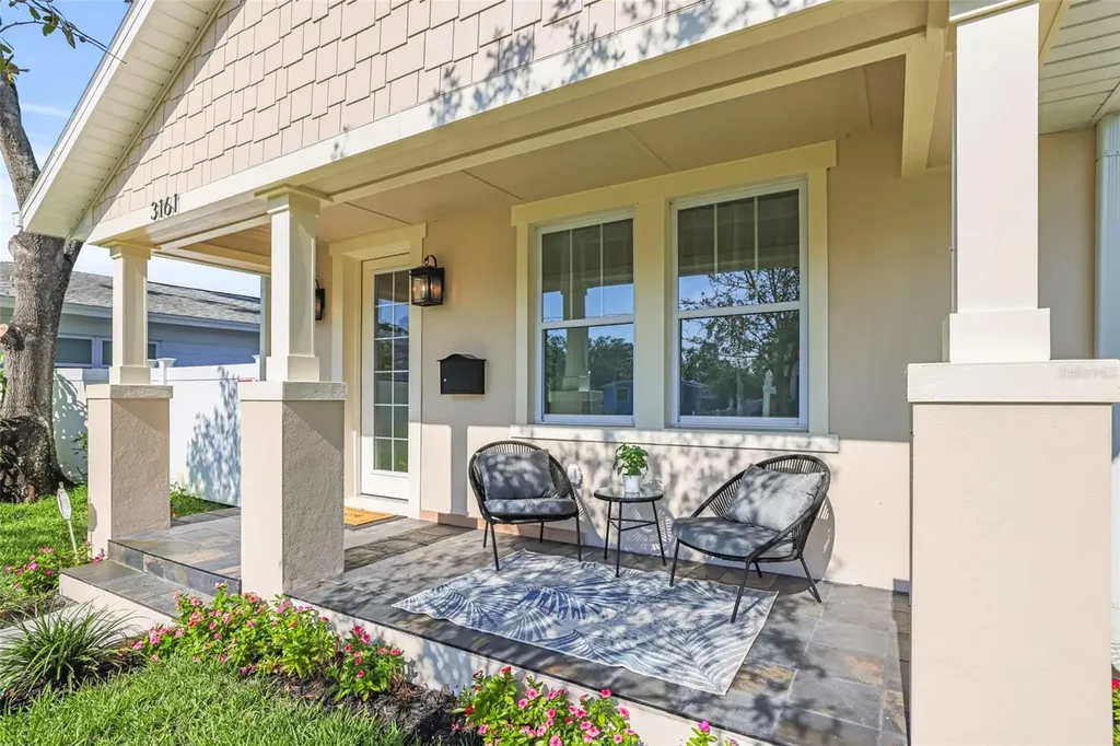 3259 Emerson Avenue S St Petersburg FL 33712