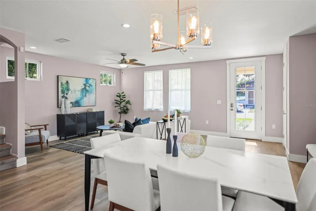 3259 Emerson Avenue S St Petersburg FL 33712