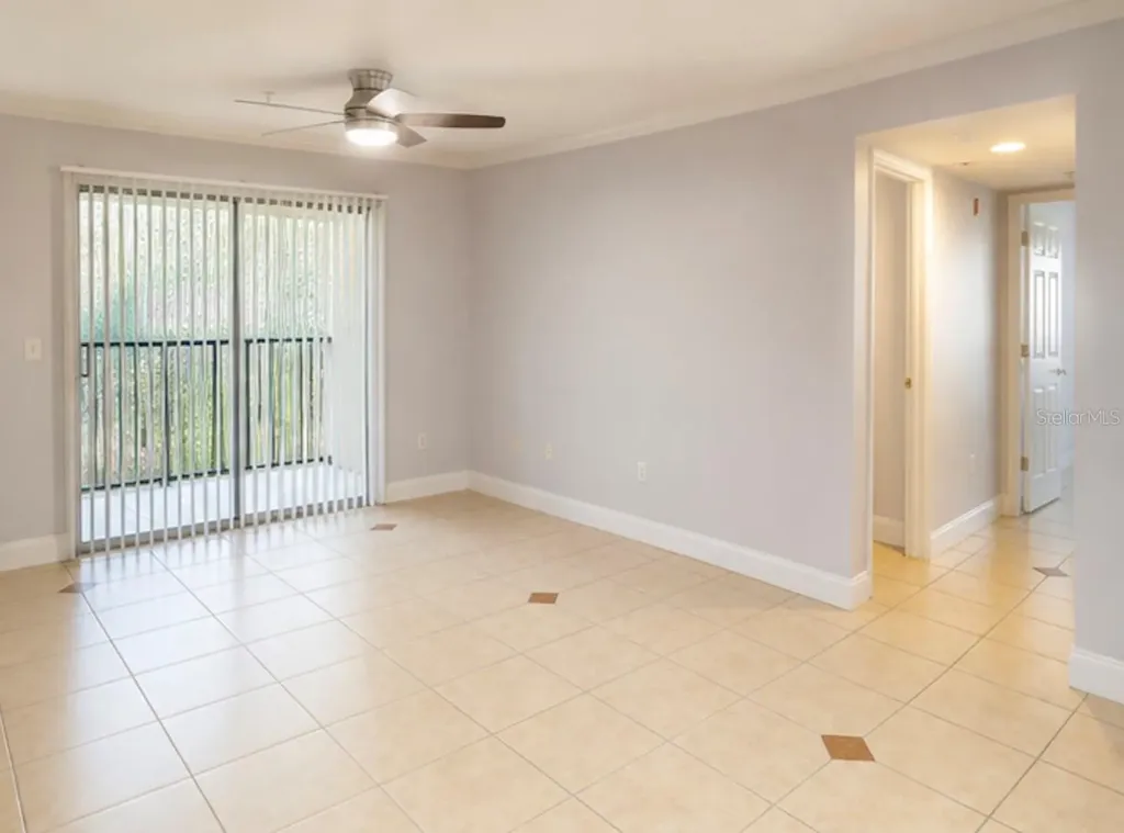 738 Crest Pines Drive Orlando FL 32828