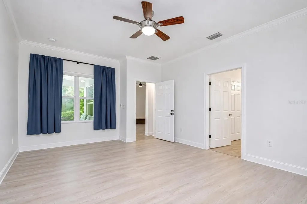 5301 Match Point Place Lithia FL 33547