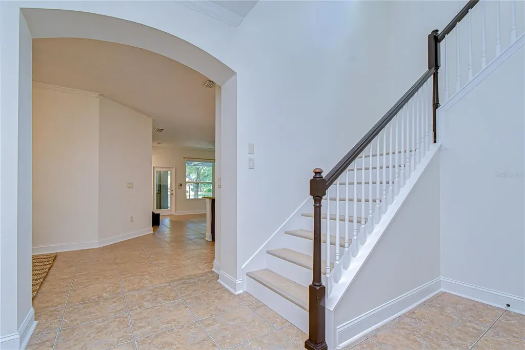 5301 Match Point Place Lithia FL 33547